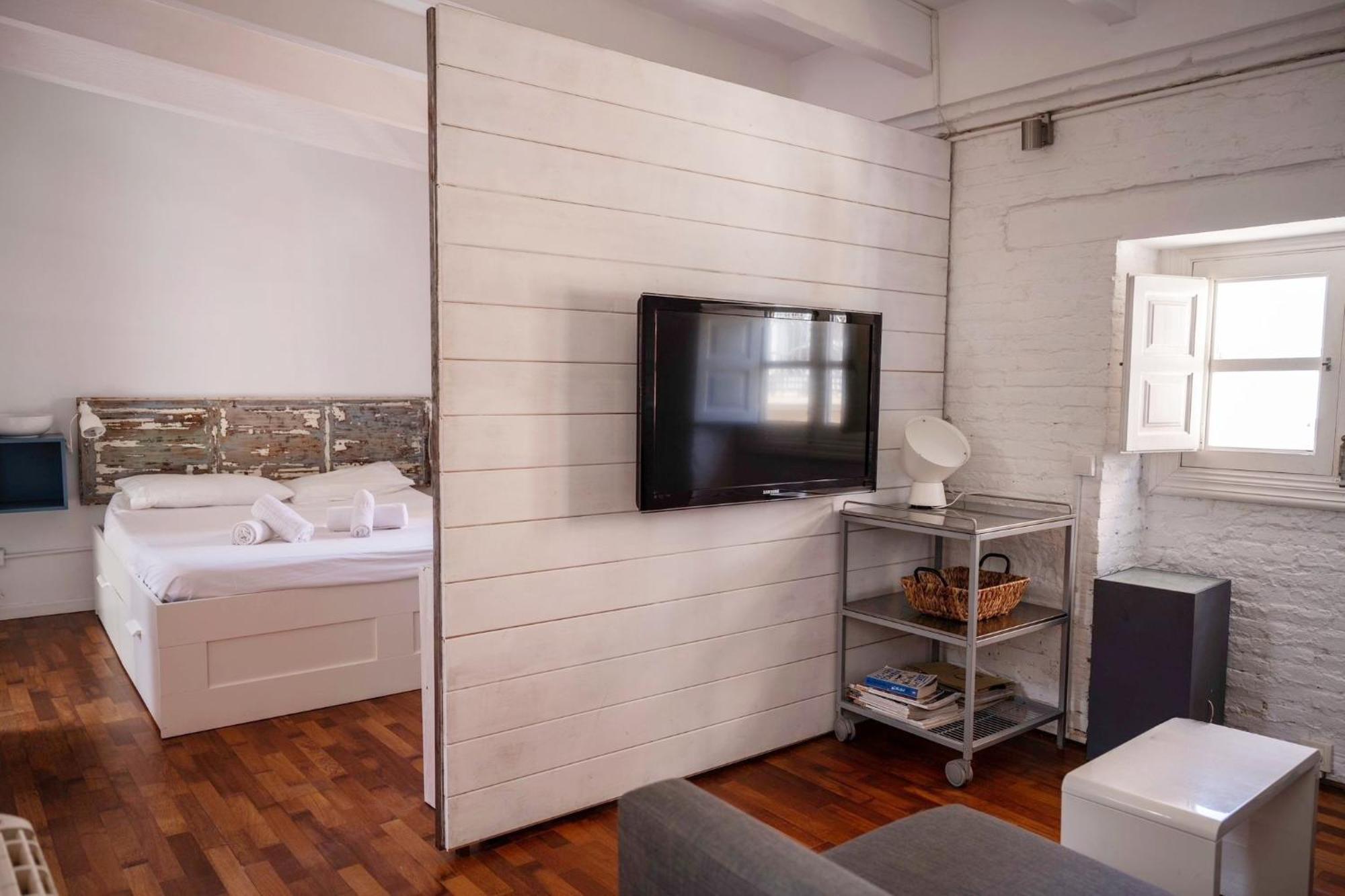 Estudio Ciutat Vella Al Lado De Jardines Del Turia Apartment Валенсия Екстериор снимка
